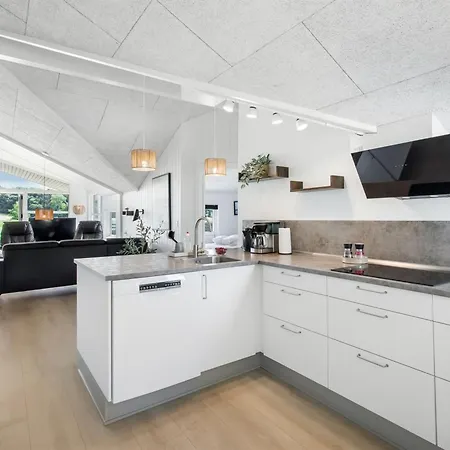 Eisa - 75m From The Sea By Interhome Casa de Férias