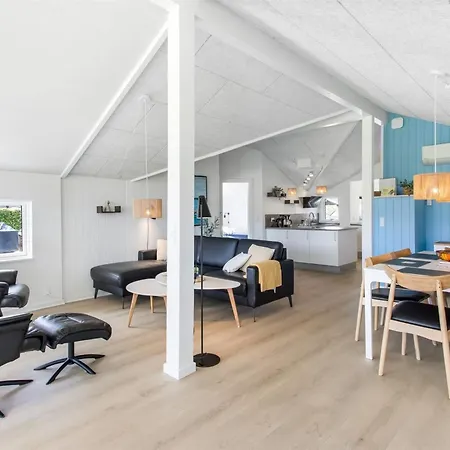 Dom wakacyjny Eisa - 75m From The Sea By Interhome Sjolund