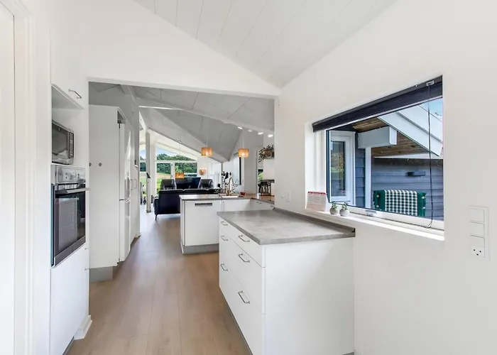 Semesterbostad Eisa - 75m From The Sea By Interhome