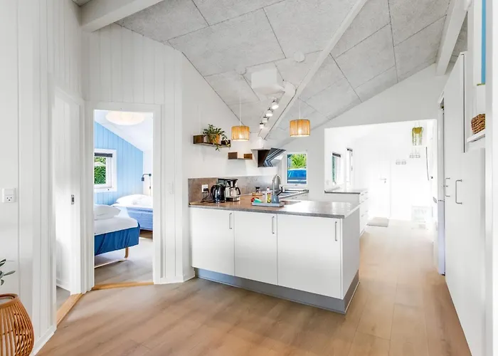 Semesterbostad Eisa - 75m From The Sea By Interhome Sjolund